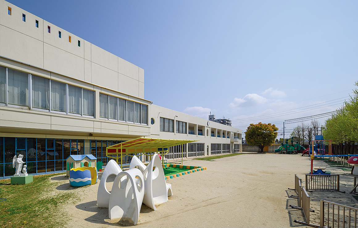 聖カタリナ幼稚園(約440m／徒歩6分）